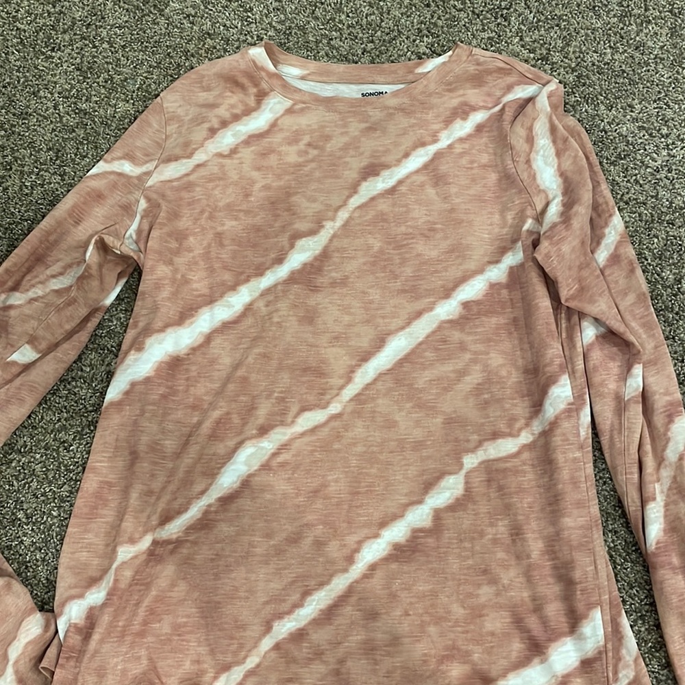 Long sleeve tee